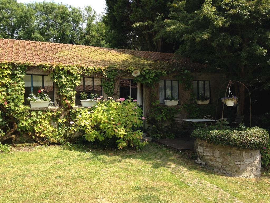 Bed and Breakfast La Ferme Du Dizacre Leubringhen Habitación foto
